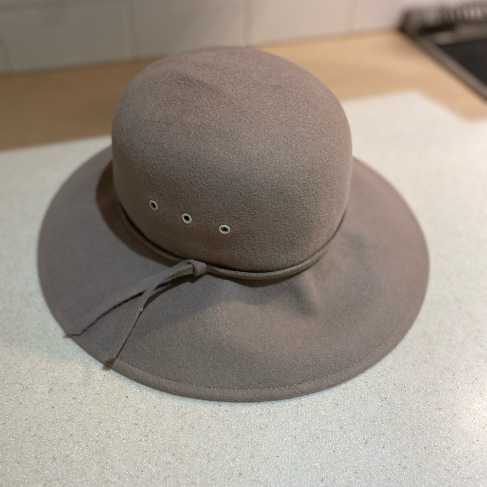 Classic Wide-Brim Wool Felt Hat in Taupe by Liz Claiborne